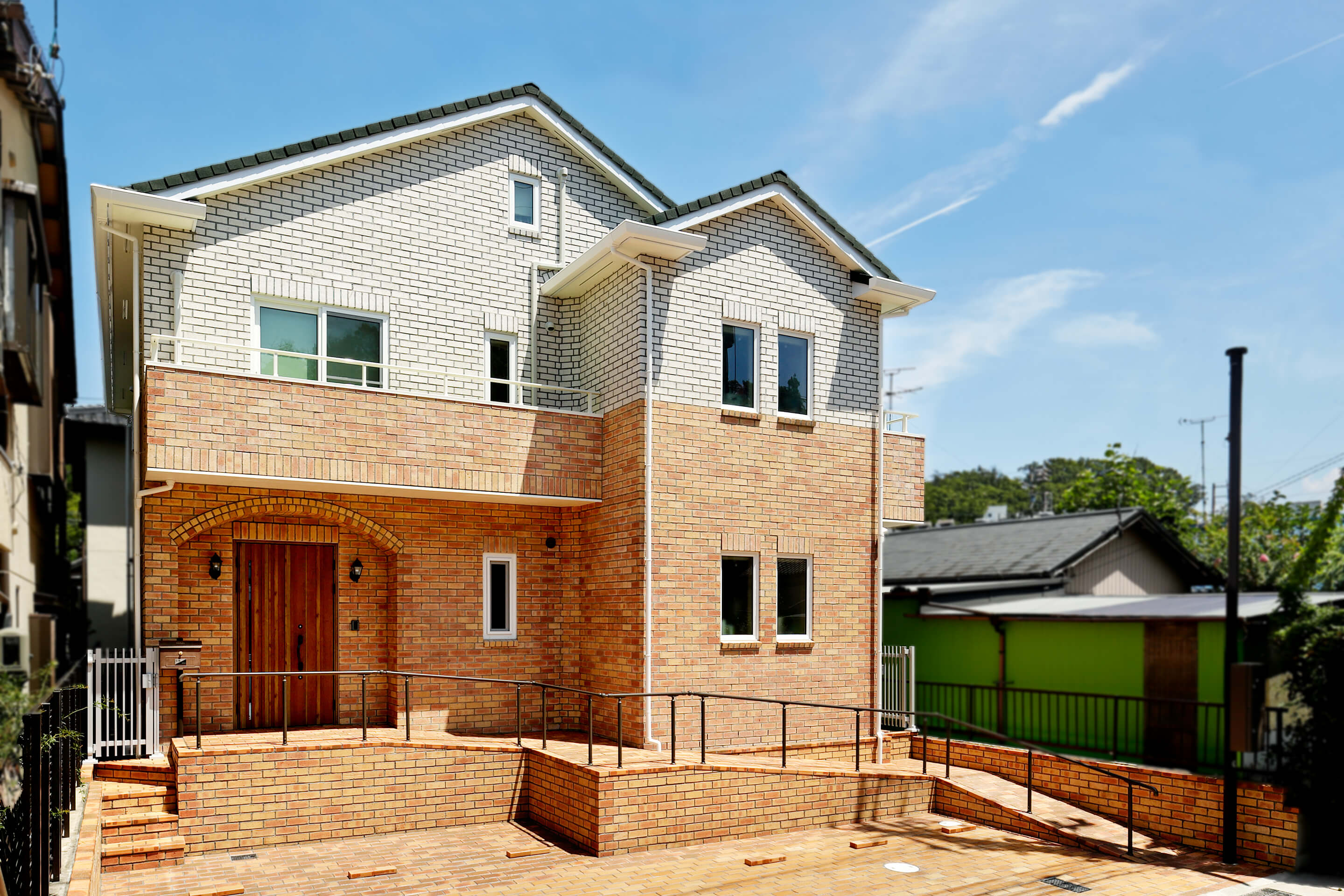 素材から考えた、健康を育むレンガ積みの家のイメージ