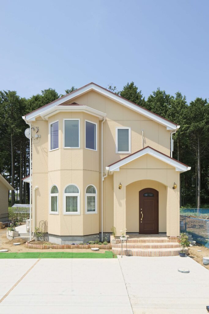 永く住み続けるからこそ重視した健やかに暮らせる家の明るい印象の外観